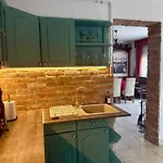 Leányka Appartement Eger