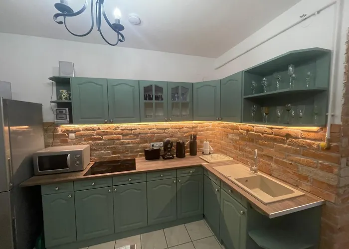 Leányka Apartamento Eger