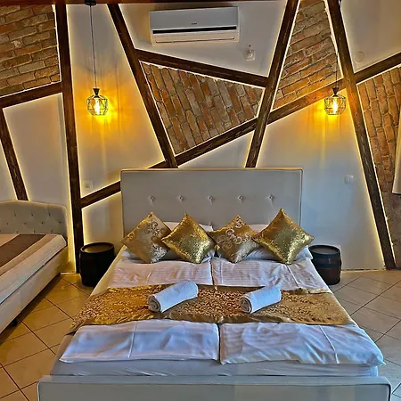 Leanyka Vendeghaz Апартаменти Еґер