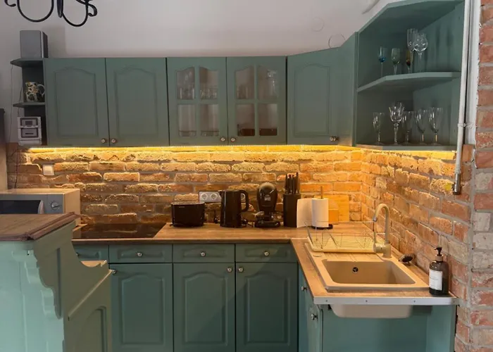 דירה Leanyka Vendeghaz *